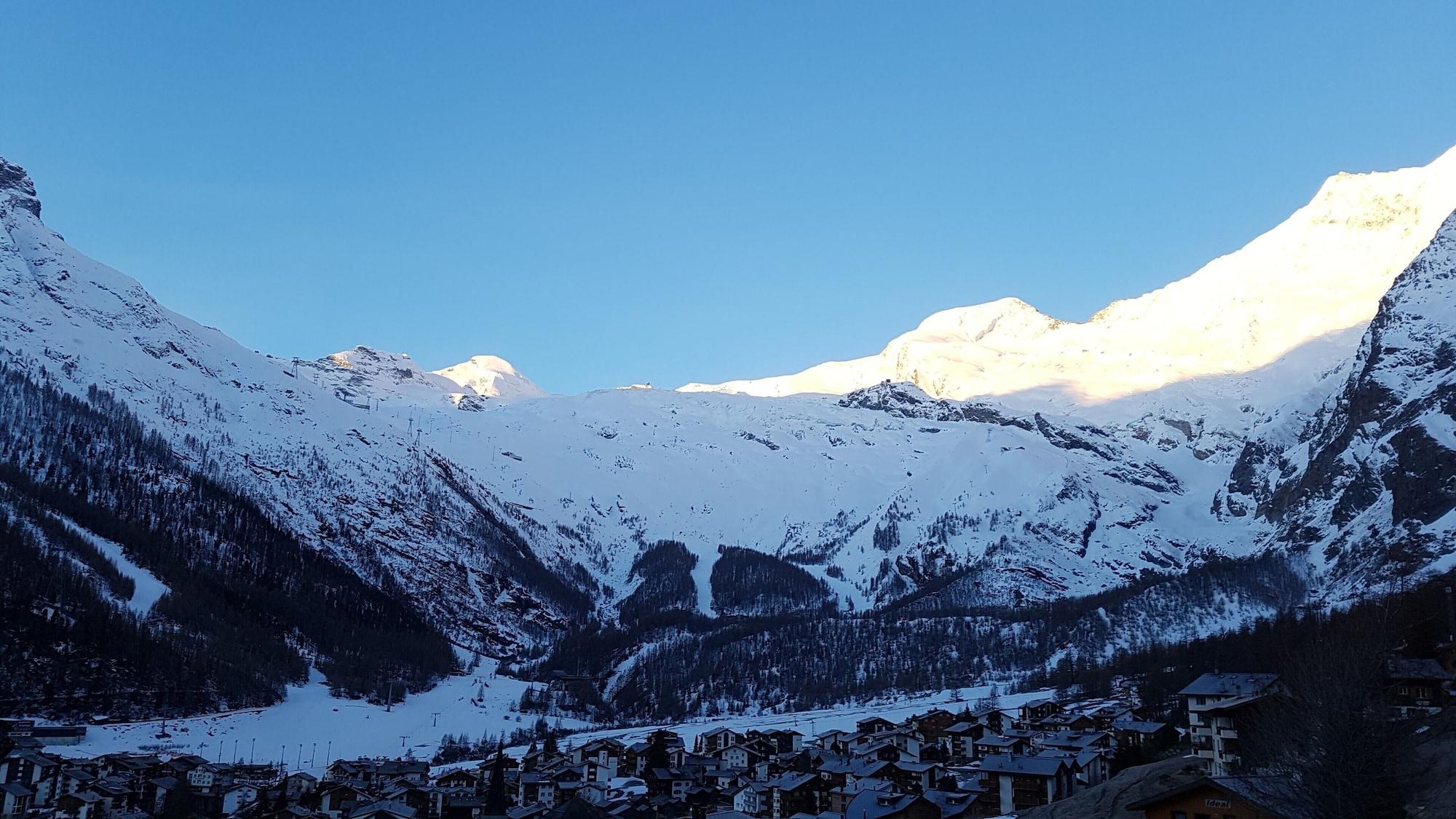 Hotel Europa Saas-Fee Esterno foto